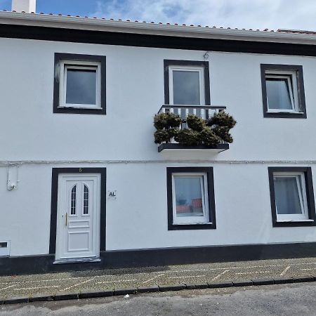 Apartamentos Garrett Орта Екстериор снимка